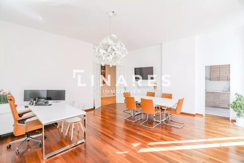 Appartement - 147 m² - 4 pièces