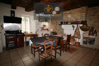 Maison - 134 m² - 7 pièces