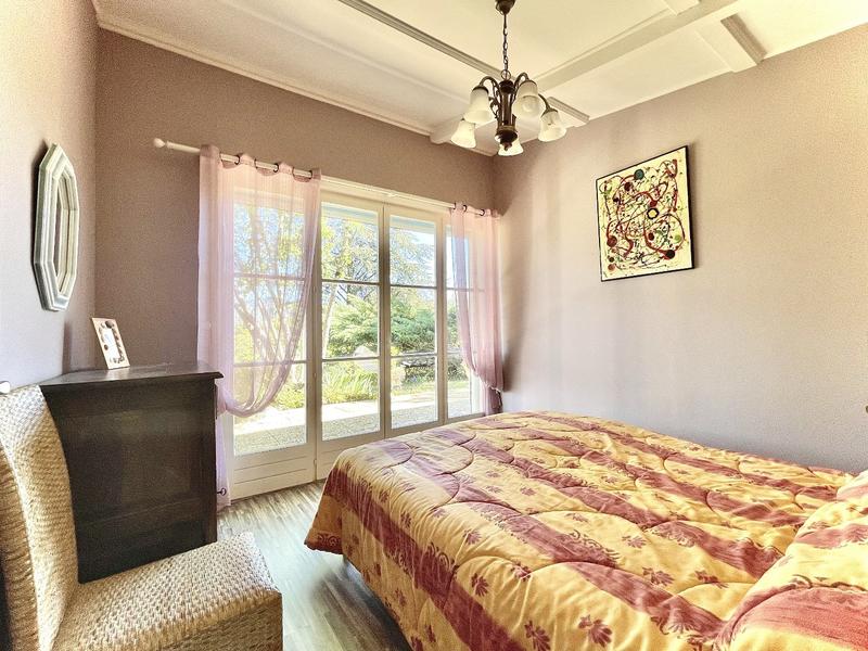 Demeure - 491 m² - 16 pièces