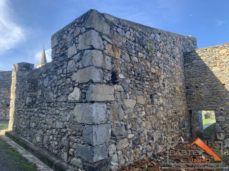 Maison - 120 m² - 1 pièce