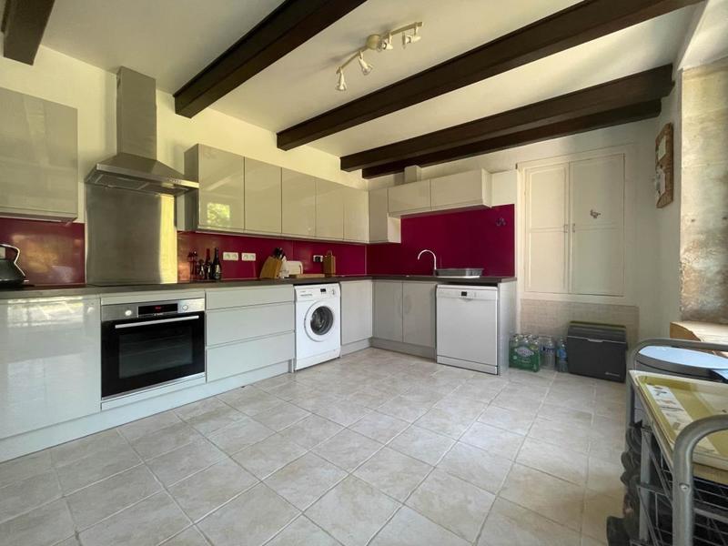 Maison en pierre - 133 m² - 6 pièces