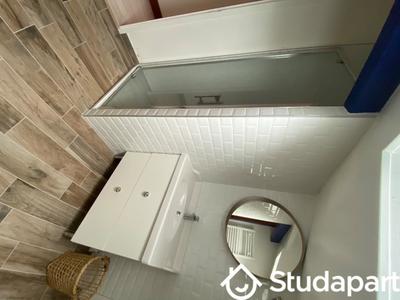 Chambre - 17 m² - 1 pièce