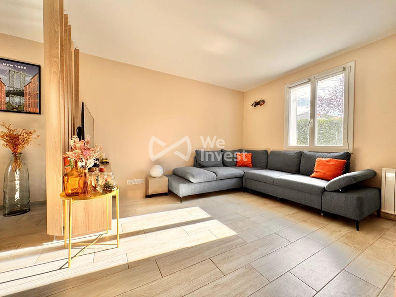 Maison - 90 m² - 5 pièces