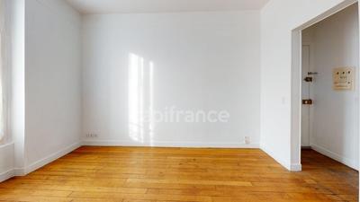Studio - 24 m² - 1 pièce