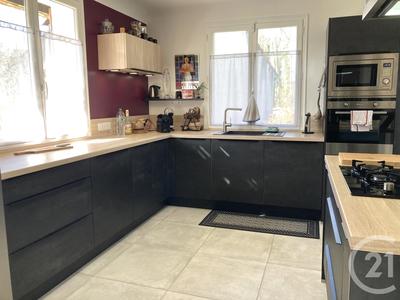 Maison - 145 m² - 6 pièces