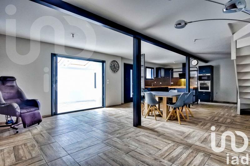 Maison - 140 m² - 4 pièces