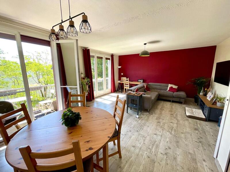 Appartement - 70 m² - 3 pièces