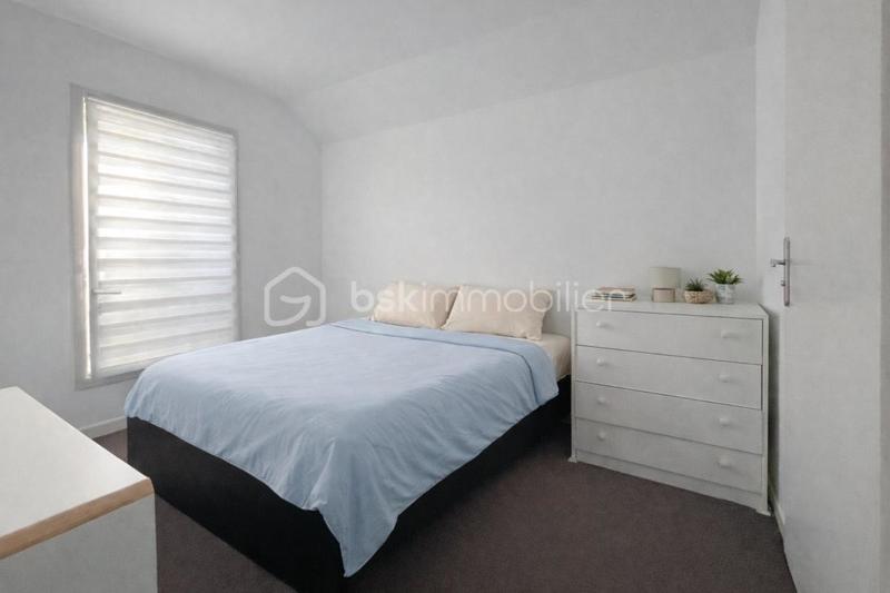 Maison - 92 m² - 5 pièces