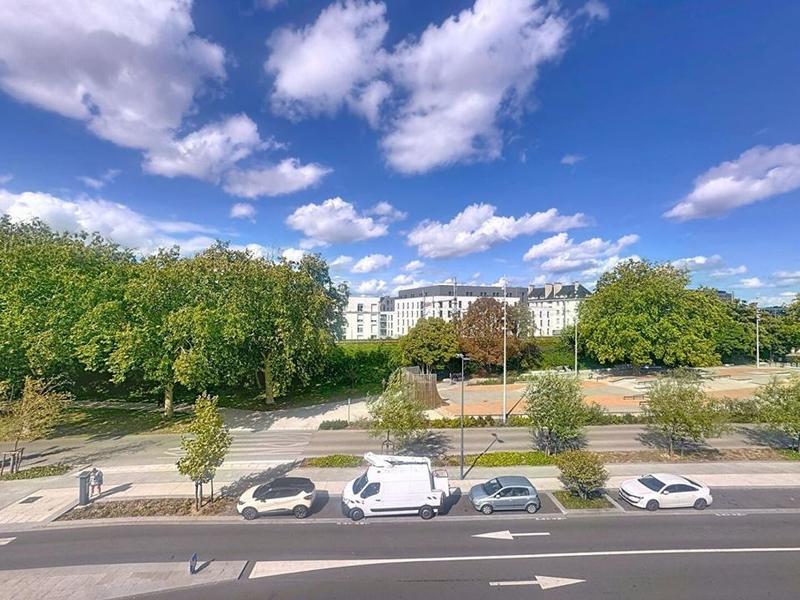 Studio - 25 m² - 1 pièce