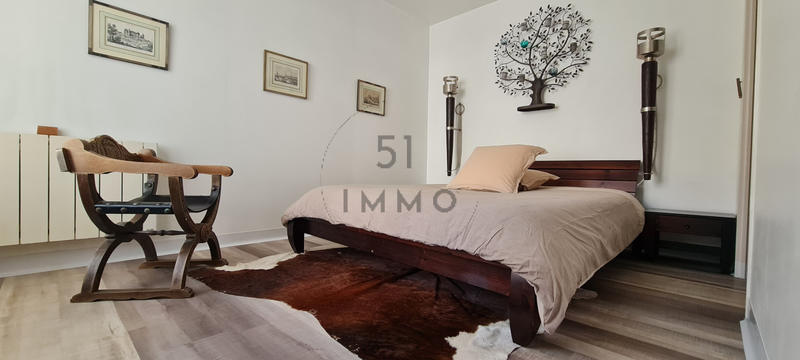 Appartement - 93 m² - 4 pièces