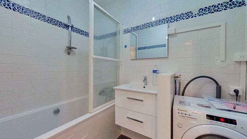 Chambre - 10 m² - 6 pièces