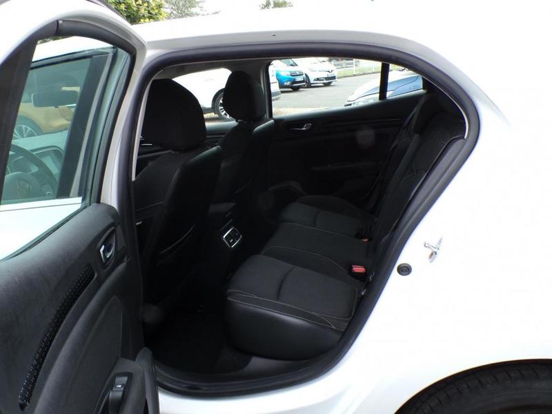 Renault Mégane IV Berline dCi 110 Energy Zen