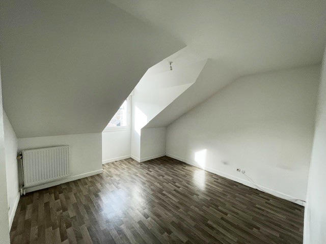 Appartement - 111 m² - 5 pièces