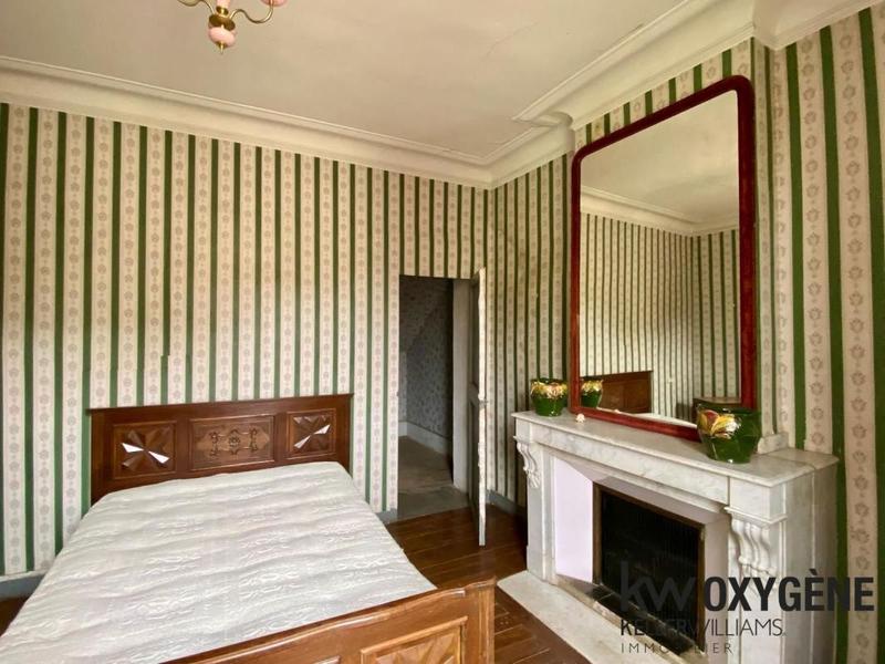 Maison ancienne - 203 m² - 6 pièces