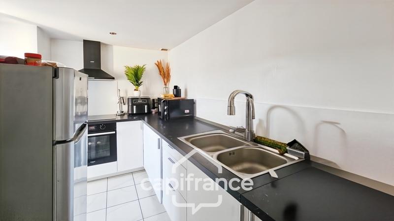 Maison - 220 m² - 9 pièces