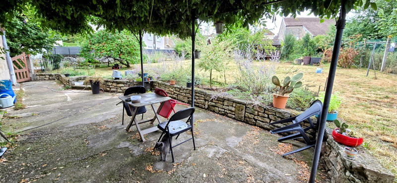 Maison - 94 m² - 4 pièces