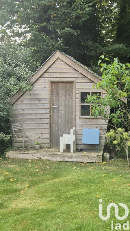 Maison - 253 m² - 9 pièces