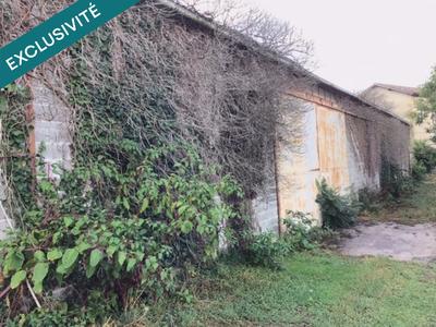 Local commercial - 675 m² - 1 pièce