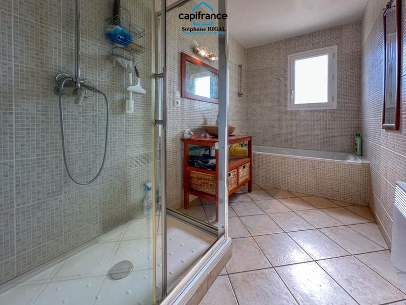 Maison - 96 m² - 5 pièces