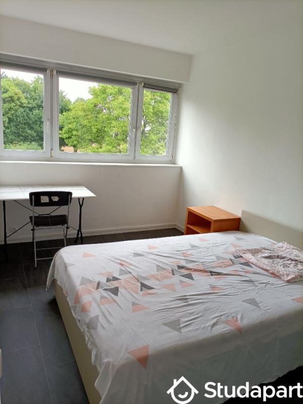 Chambre - 11 m² - 1 pièce