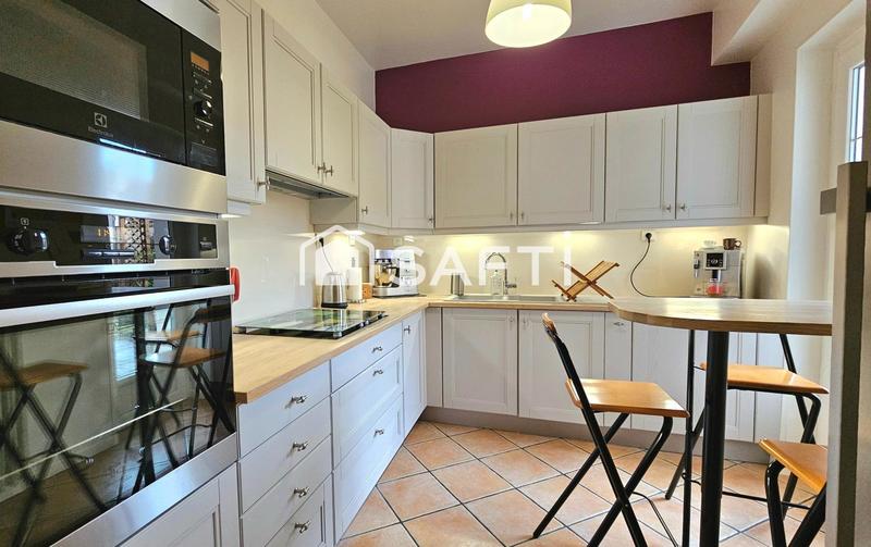 Maison - 150 m² - 6 pièces