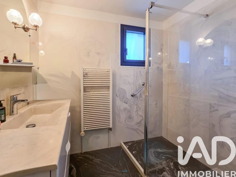 Maison - 104 m² - 6 pièces