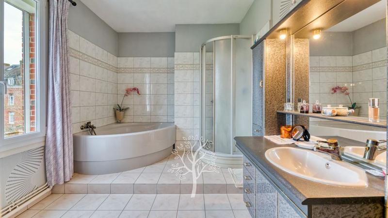 Maison - 121 m² - 3 pièces