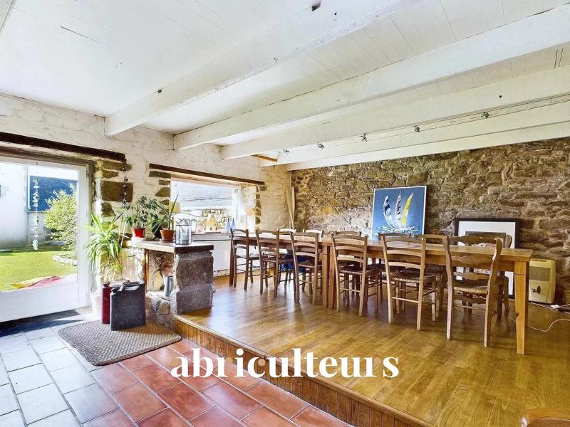 Maison - 162 m² - 7 pièces