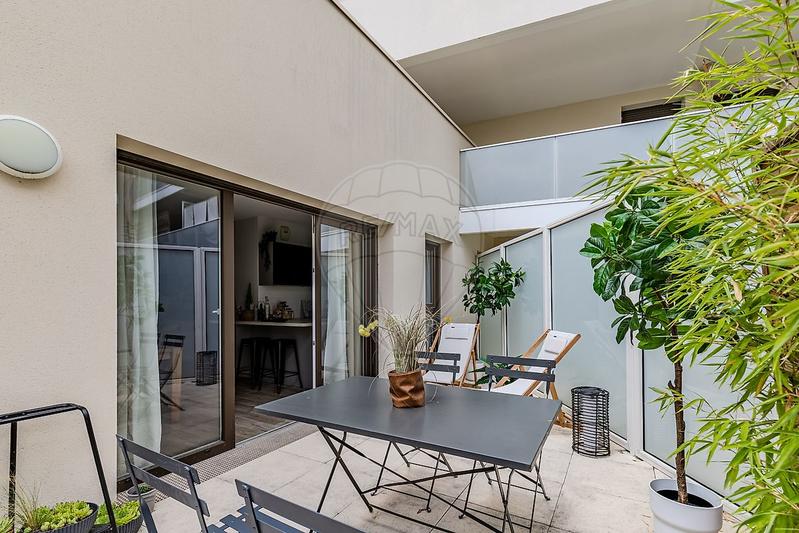 Appartement - 80 m² - 3 pièces