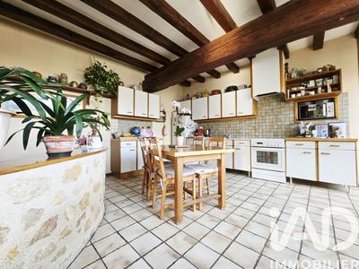 Maison - 609 m² - 14 pièces