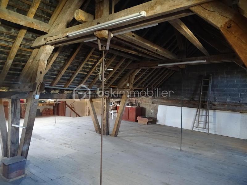 Appartement - 97 m² - 6 pièces