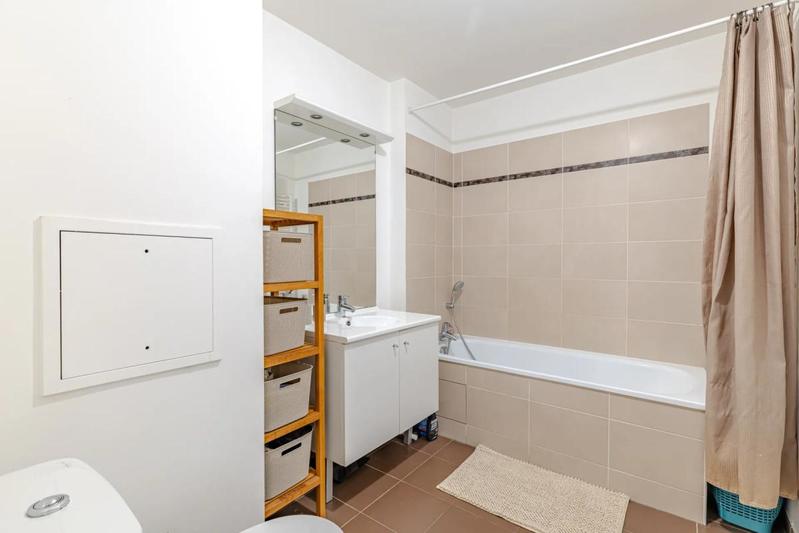 Appartement - 84 m² - 4 pièces