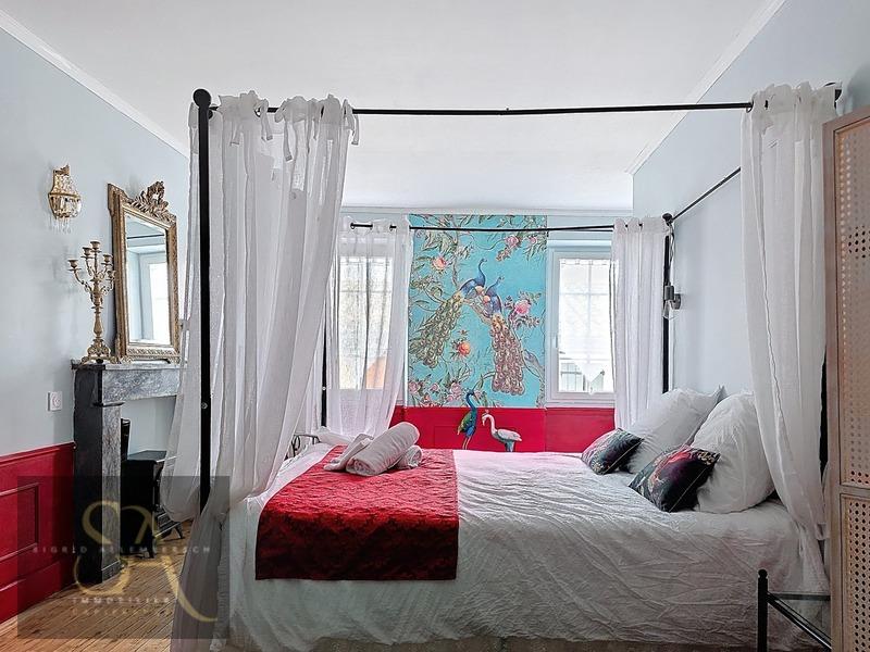 Maison de maîtres - 210 m² - 8 pièces