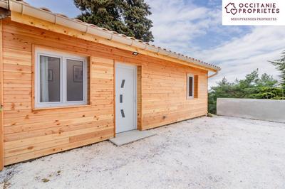 Propriété - 277 m² - 13 pièces