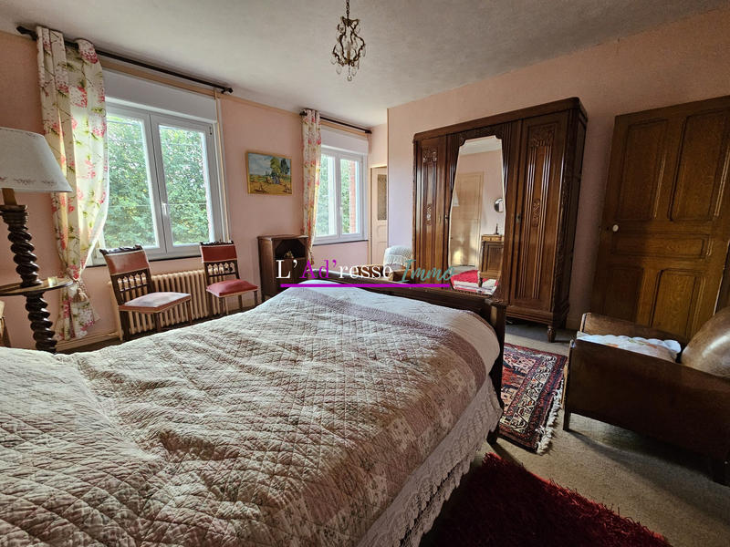 Maison - 165 m² - 8 pièces