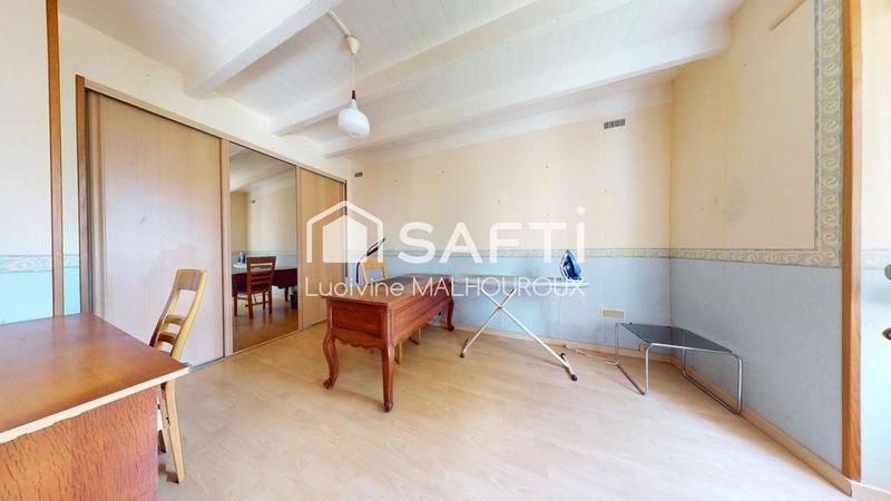 Maison - 137 m² - 6 pièces