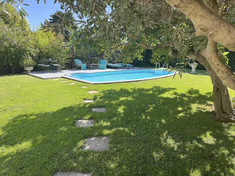 Mas - 225 m² - 10 pièces