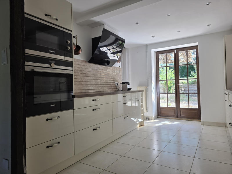 Maison - 188 m² - 7 pièces