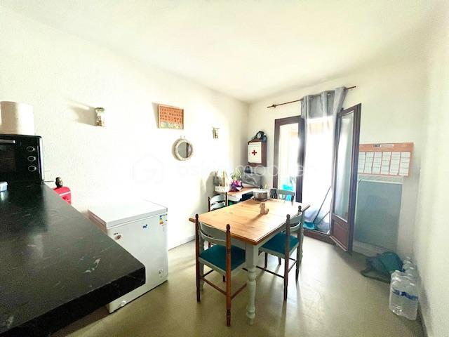 Immeuble - 117 m² - 6 pièces