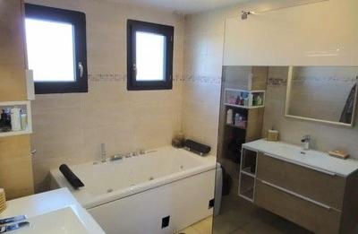 Villa - 102 m² - 5 pièces