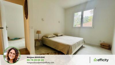 Maison - 220 m² - 7 pièces