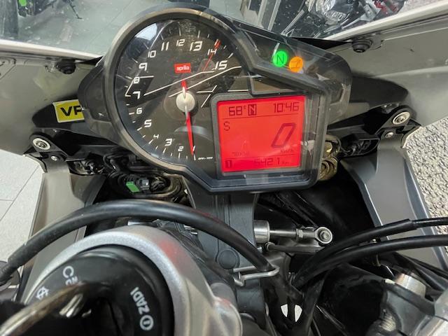 Aprilia Rsv4 1000