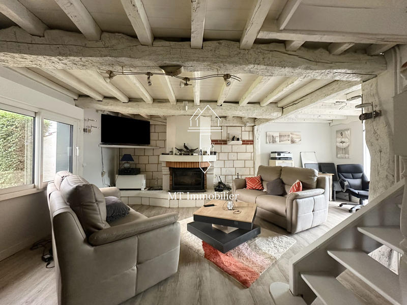 Maison - 205 m² - 4 pièces