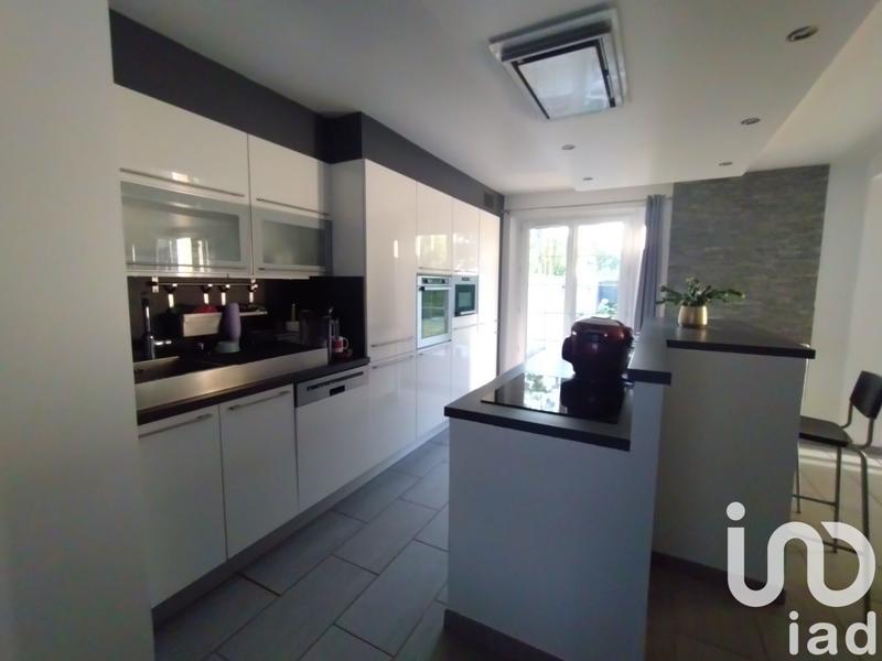 Maison - 102 m² - 5 pièces