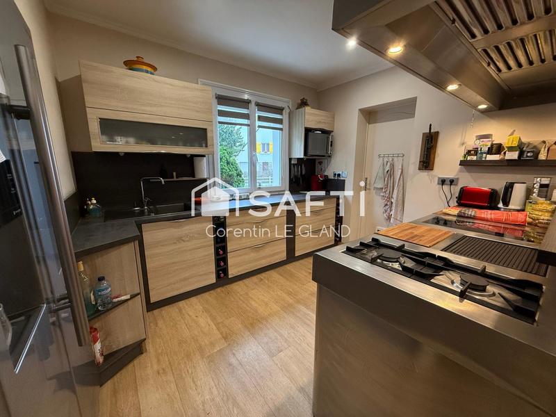 Maison - 130 m² - 5 pièces