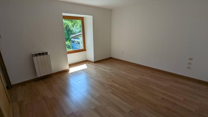 Maison en pierre - 70 m² - 3 pièces