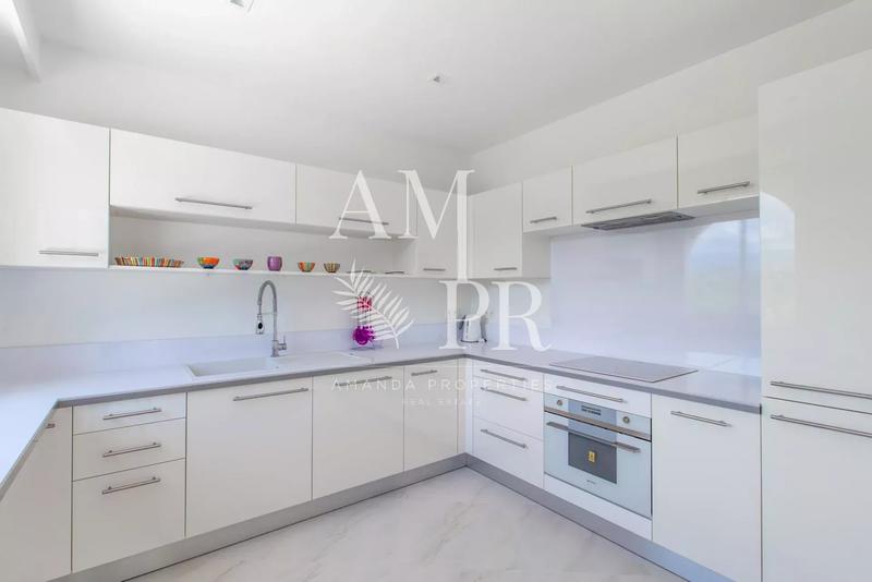 Villa - 540 m² - 13 pièces