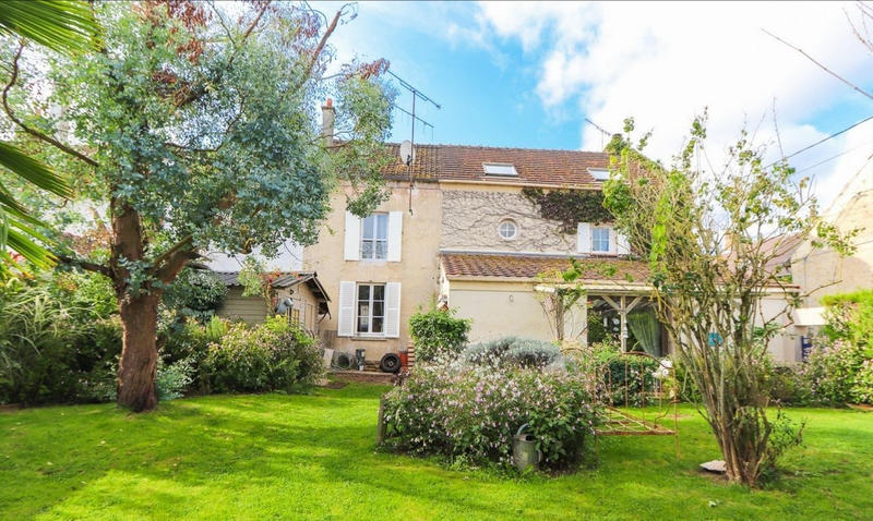 Maison - 170 m² - 6 pièces