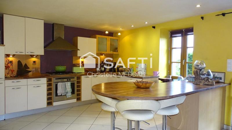 Maison - 120 m² - 5 pièces