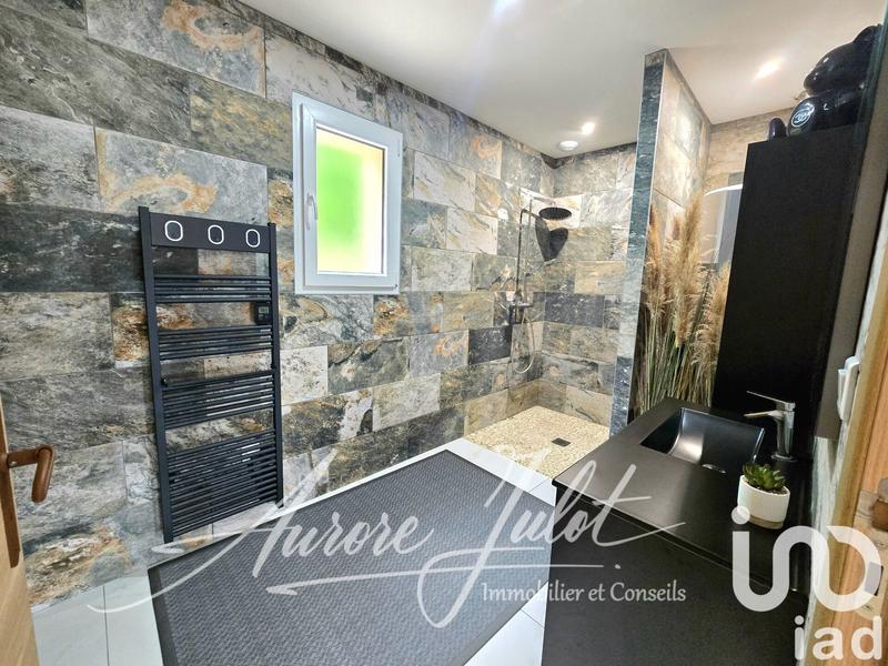 Maison - 183 m² - 5 pièces